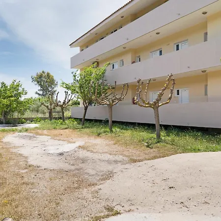 Sandy Maria 505 Apartment